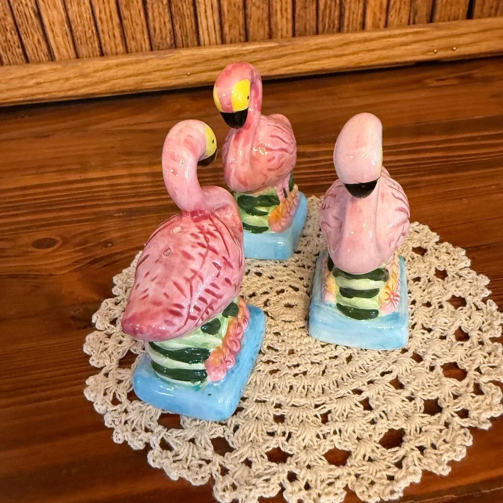 ZH Flamingo Salt Pepper Shakers Toothpick Holder Set Florida Pink Excellent 3pc